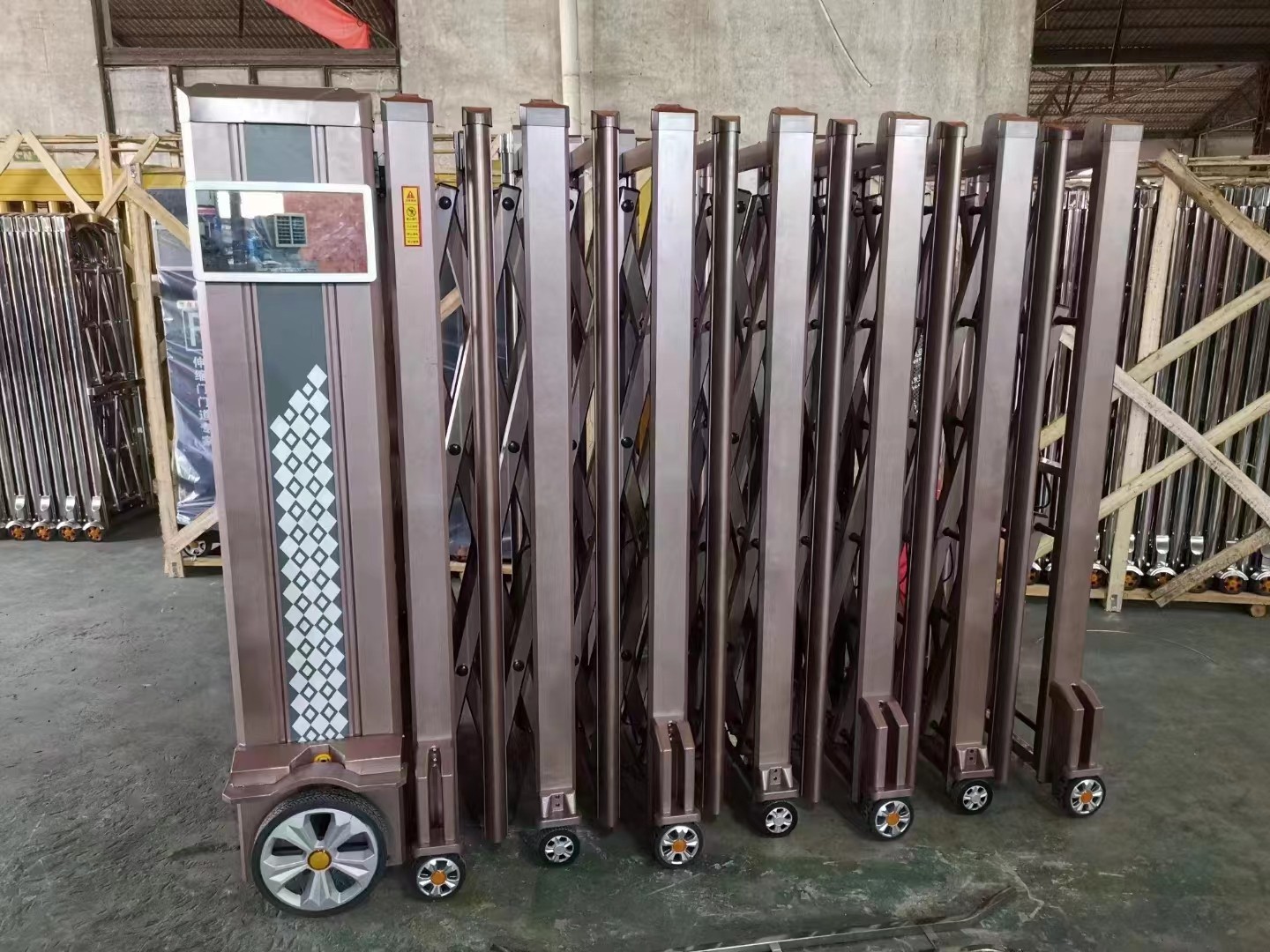 鋁合金電動伸縮門